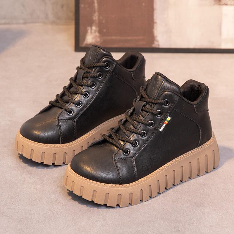 

Нові універсальні туфлі на підвищеній моді. Червоні жіночі чоботи на товстій підошві 40 чорний