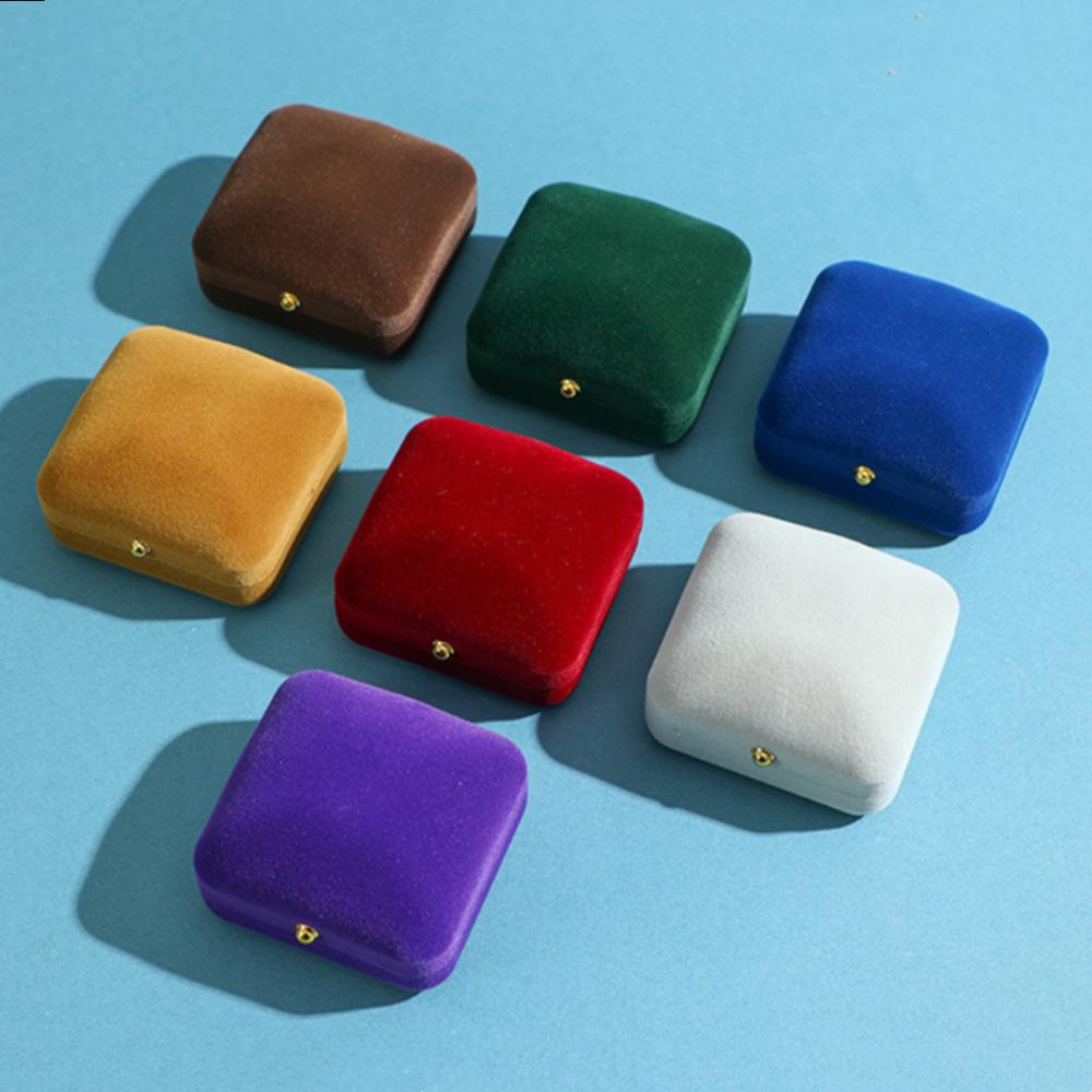 Earrings Storage Case Red Velvet Velvet Jewelry Box Golden Clasp Flip-Top Timeless Jewel Organizer For Rings For Vanity Jewelry