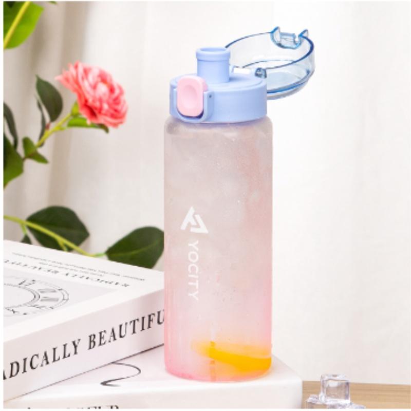 

25,4 унции градиентная цветная бутылка для воды портативные спортивные пластиковые бутылки для питья с ремешком-отметками идеально подходят для походов на открытом воздухе в спортзал 750ml очистить синий