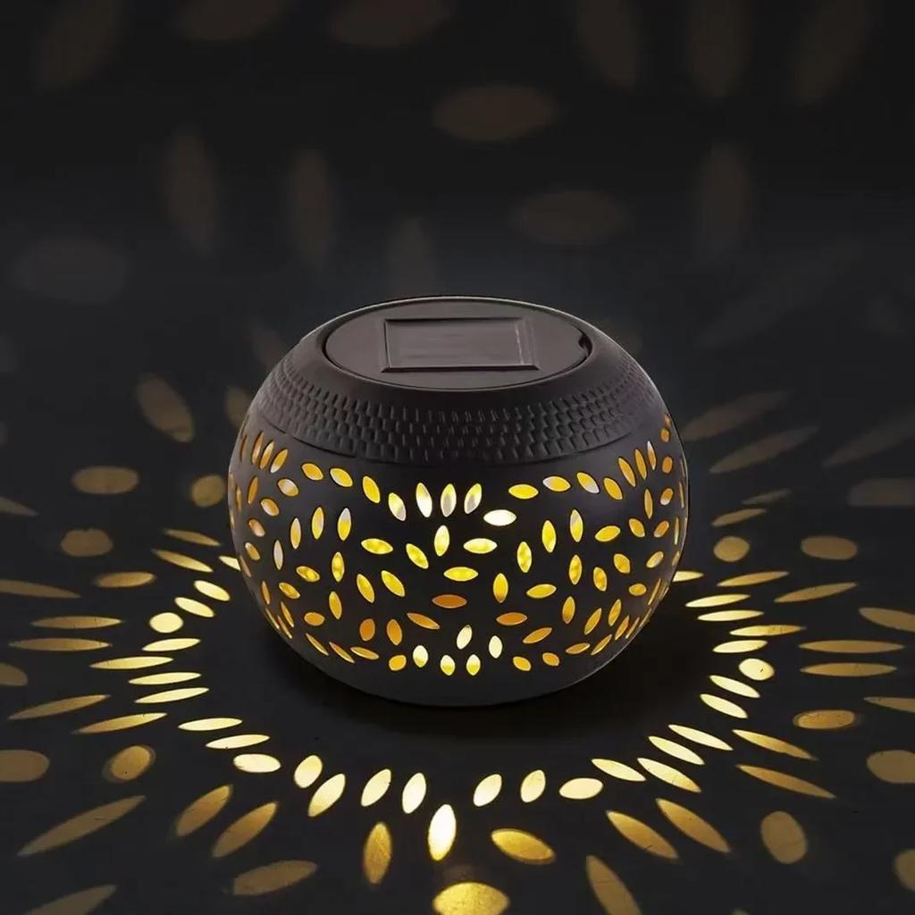 Outdoor Waterproof Metal Garden Projector Lamp Solar Table Lights Retro Gardening Lawn Atmosphere Lamp Decorative Landscape Lamp