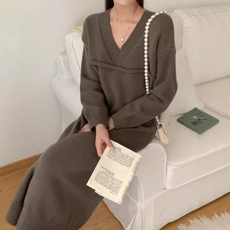 V-neck Long Knitted Dress for Women's Autumn and Winter New Lazy Style Loose Large Size with Coat Backing Sweater Skirt Tide