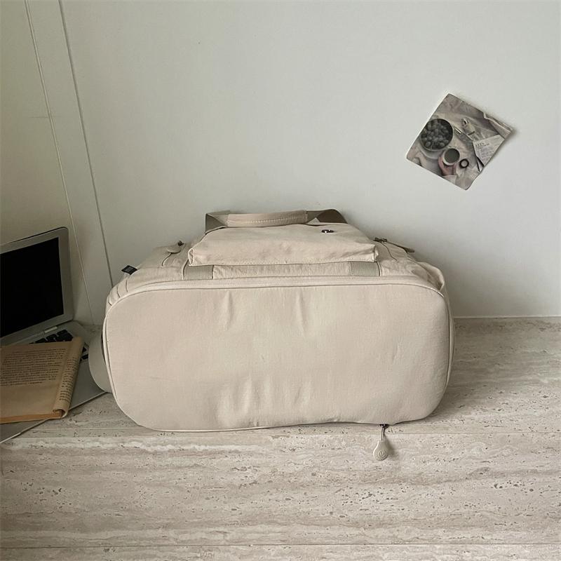Large Capacity Nylon Duffel Bag for Women Men Lightweight Travel Tote Crossbody Shoulder
