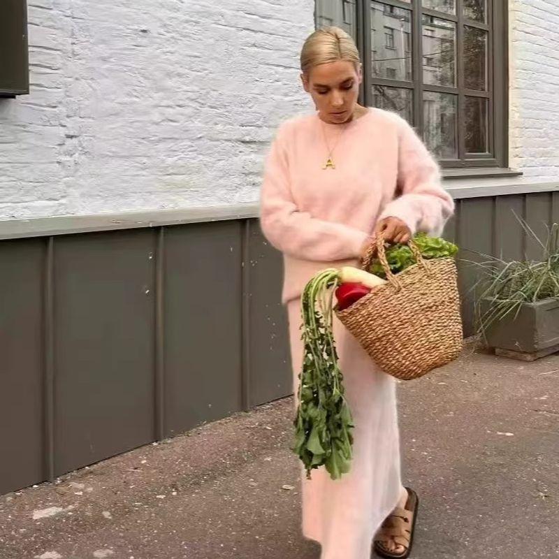 

Fashion Style Fall and Winter Elegance Soft round Neck Sweater + Skirt Two-piece Set Sweater and Skirt Set Pink M