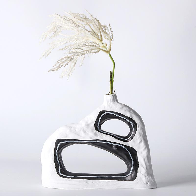 Modern Black and White Geometric Hollow Flower Utensils, Living Room Entrance Decorations, Model Room, Home Art, Simple Vase Decorations