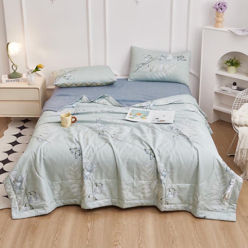 

Grace All-Season Quilt, Flower Fragrance Whisper Green, 200x230cm
