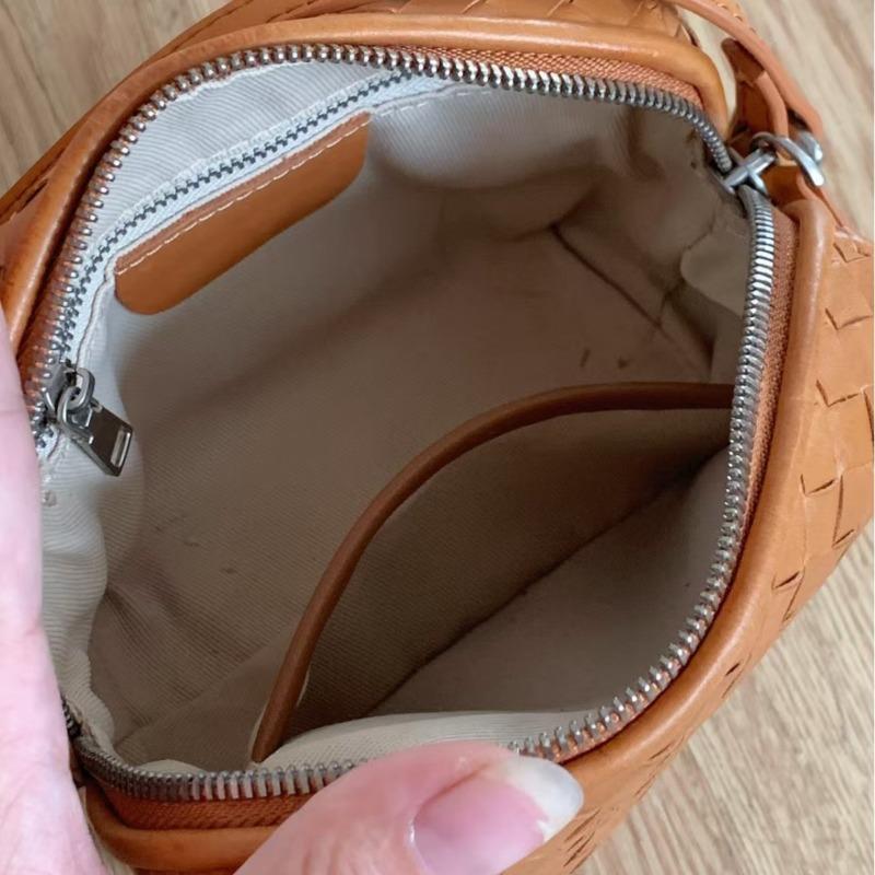 Ručně vyráběná dámská luxusní tkaná crossbody taška přes rameno z hovězí kůže