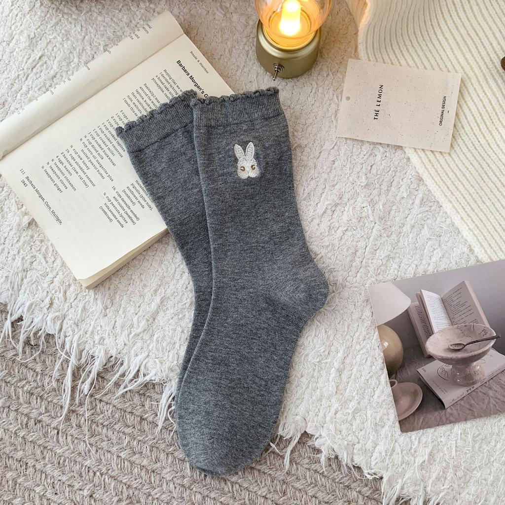 Cartoon medium tube female embroidery cute socks socks rad cotton pile color socks beautiful bunny lace