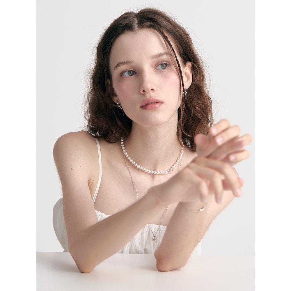 [Rosemont] Silver Ribbon Pearl Necklace Ra24C48E