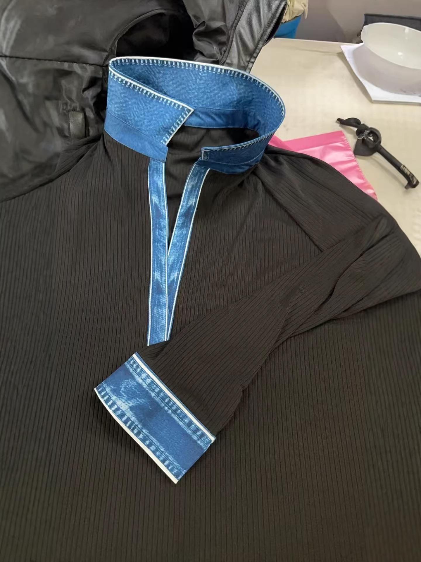 Elegant Khaki Heather Knit Top - Urban Silhouette, Round Neck Small оранжевый/красный