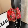 Single Shoulder Bag for Women Large Flower Fashion Large Capacity Chain Crossbody Bag Handheld Bucket Bag