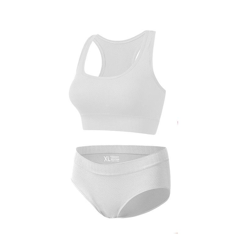 Plus Size Women's Sports Yoga Bra & Brief Set - Sexy, Wireless, Beautiful Back Design