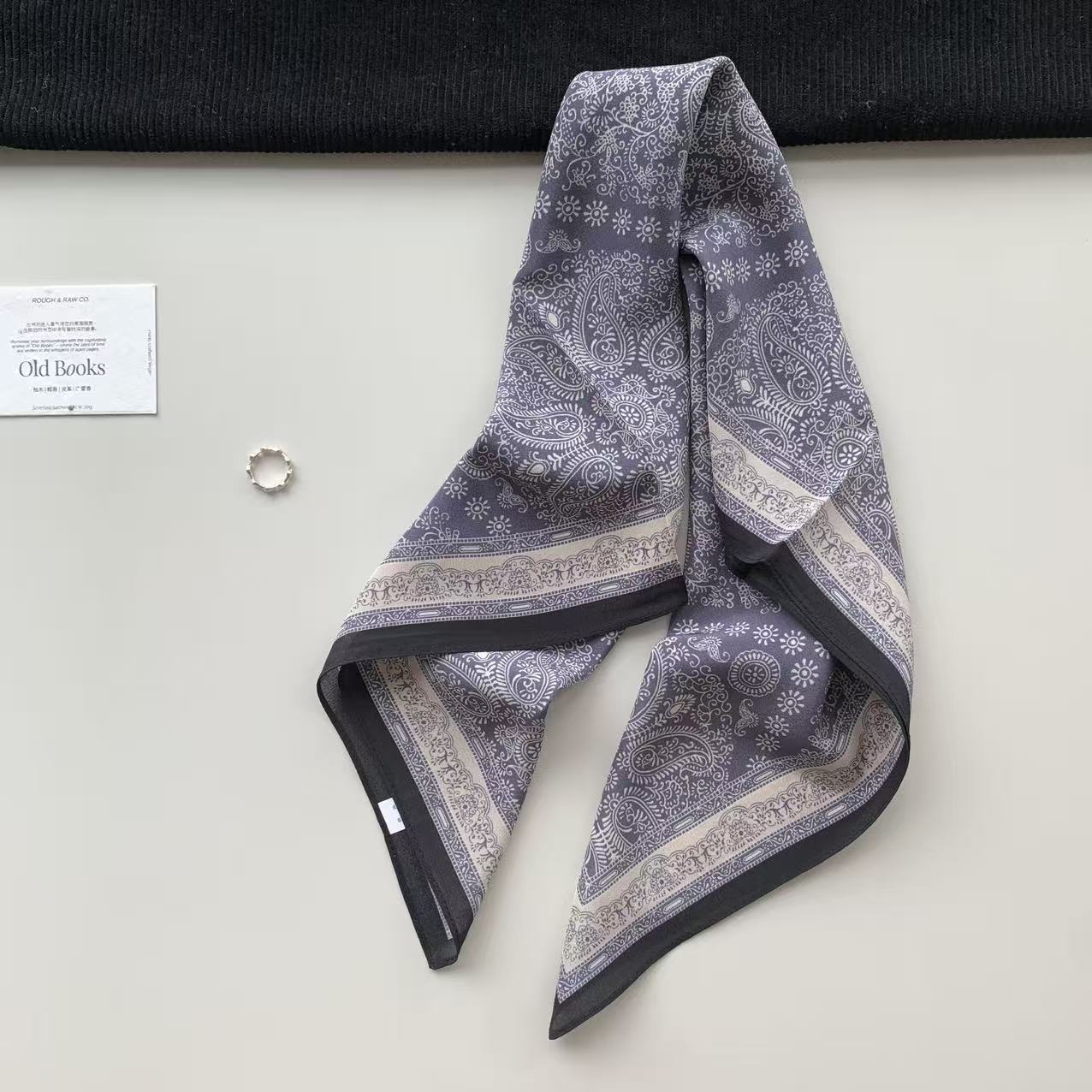 Love double crepe silk! Exotic cashews! Spring 100% mulberry silk scarf women s silk scarf versatile square scarf scarf 68-68