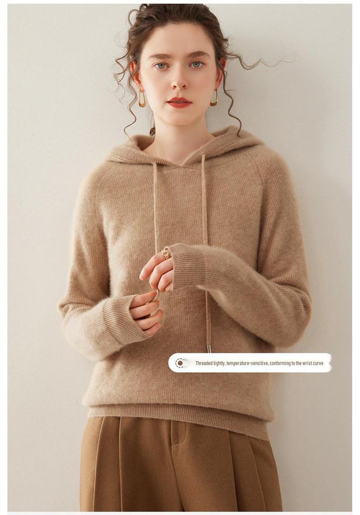 Stylish Women's Hooded Cashmere Sweater, Loose Fit, Double-Strand Ingot Stitch; Ideal for Layering in Autumn and Winter