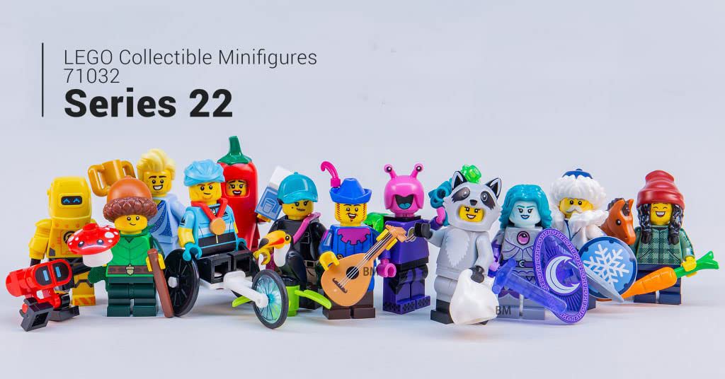 LEGO Collectible Minifigure Series 22 Raccoon Suit Girl (aka Trash Panda Girl) [71032-10]