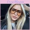 Modern Sunglasses With Leopard Print Frames And Uv400 Protection For Outdoor Activities