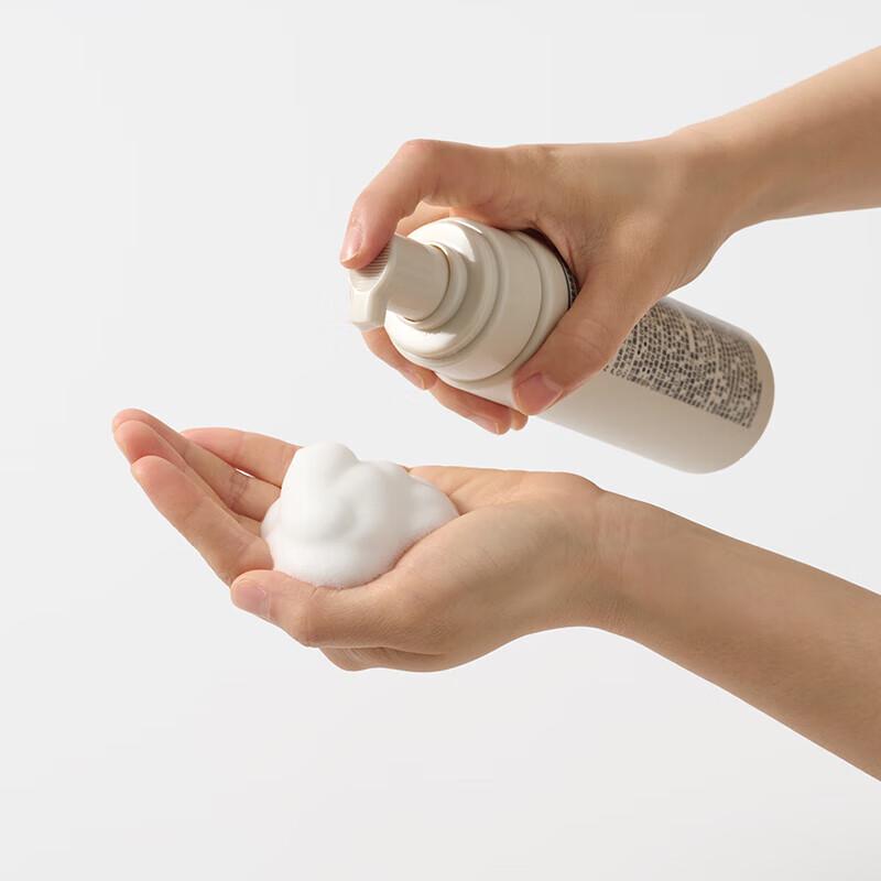 MUJI Sensitive Skin Gentle Hydrating Cleansing Mousse