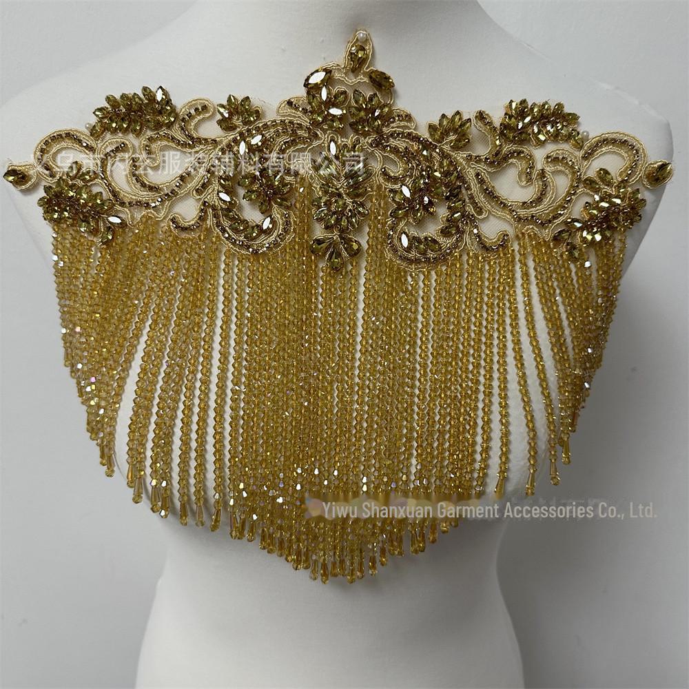 

Аппликация из кружева ручной работы цвета шампанского с кисточками и кристаллами для платьев (20x33см)