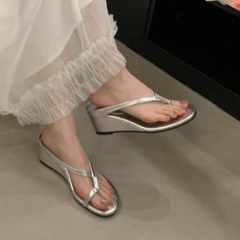 Fashion Genuine  Toe Strap Clip On Flip Flops Women 2025 Summer New Style with Thick Heel and Small Wedge Heel Sandals Slippers