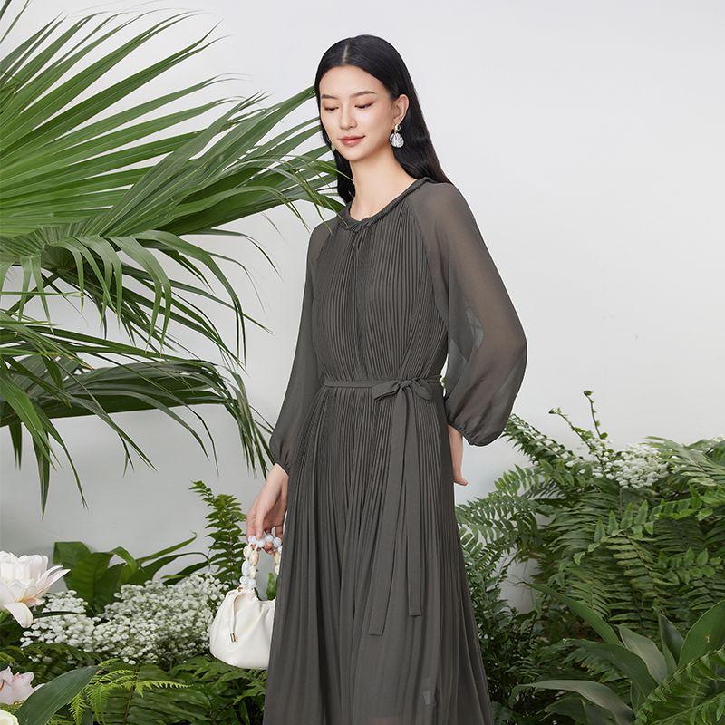 

Senkni Sunkeni Italian Style Elegant Pleated Dress 2025 Spring New Lace-up Slimming Chiffon Dress Children 74# Twilight Cloud Grey S