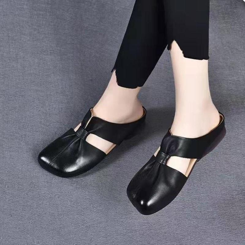 Spring and summer new retro low-heeled soft leather soft surface soft bottom square head hollow cool slippers