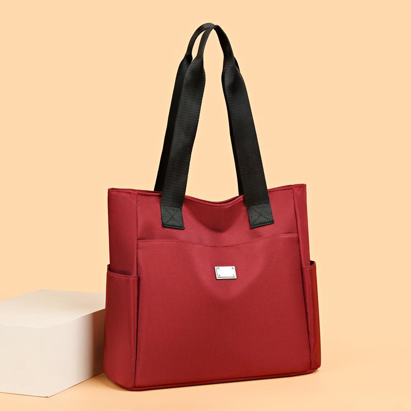 New Women's Bag Large Capacity Oxford Cloth Tote Bag Simple Commuting Multiple Pockets Single Shoulder Armpit Bag