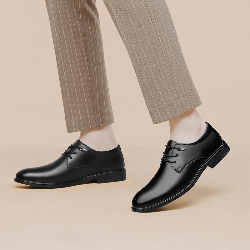 Men's Shoes 2025 Summer New Men's Low-heeled Business Reception Dress Leather Shoes Low-top Plaid Pointed Gentleman Tide Shoes