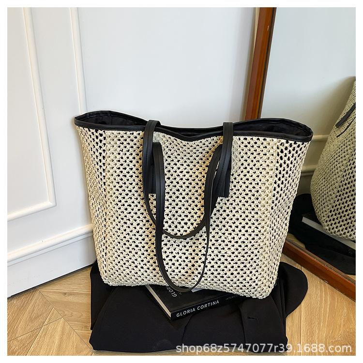 Beach vacation travel large-capacity bag women's 2025 summer new shoulder bag straw commuter woven tote bag