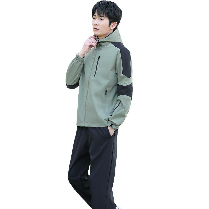 Unisex Parent-Child Windproof & Waterproof Windbreaker - Versatile Softshell Jacket for Spring/Autumn, Ideal for Couples and Kids.