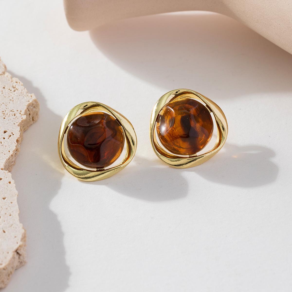 

Ретро геометрические кофейные серьги-гвоздики модные акриловые серьги для женщин ушные пряжки ювелирные изделия для вечеринок аксессуары подарки красный