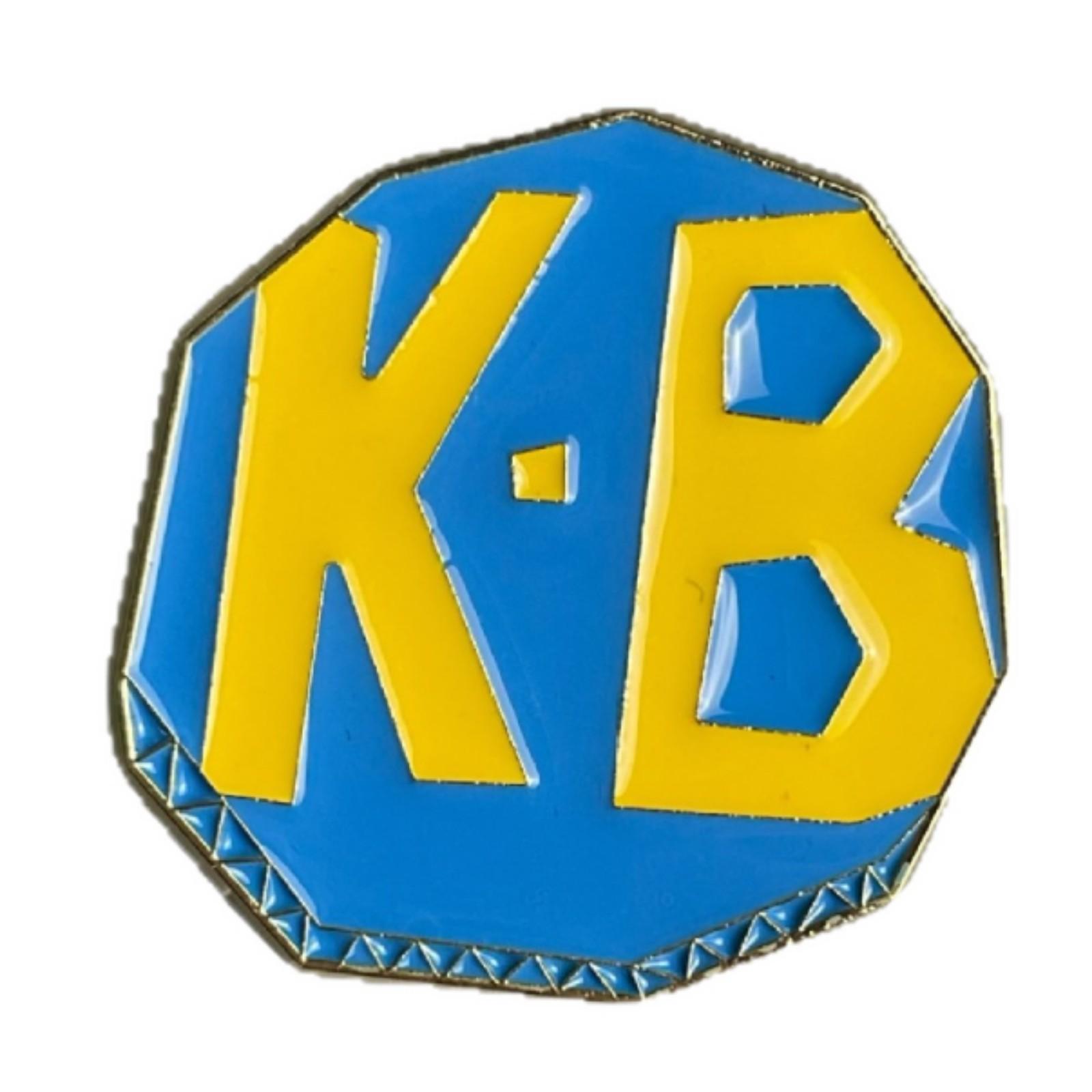 Same gift brooch, new cartoon spring defense as a friend s team, friendship department badge