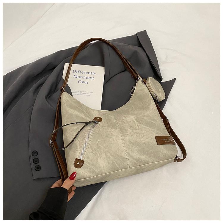 Pu Material Large Capacity Commuter Tote Bag With Zipper Closure For Daily Use