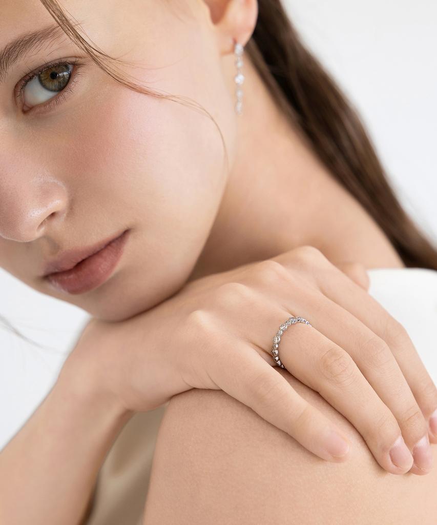 Tatiana Multi Flower Prong Cubic Ring Cr2802