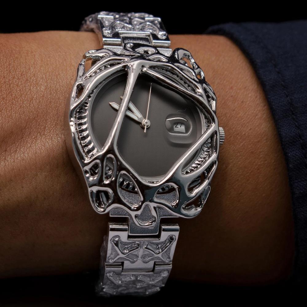 Hot Sell AAA Original Quartz Watch Men's Antique Alabaster Y2K Demon Claw Luminous Hot Medieval Unique Creative Men Watch Clock