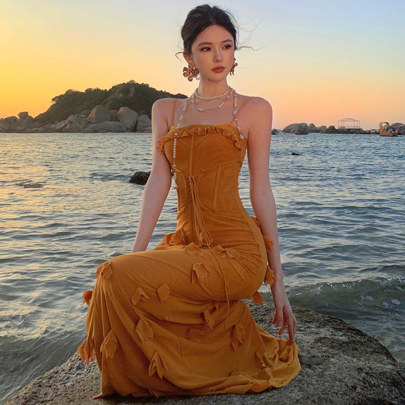 Stylish Beach Vacation Spaghetti Strap Mini Dress - Unique High-End Mesh Backless Design