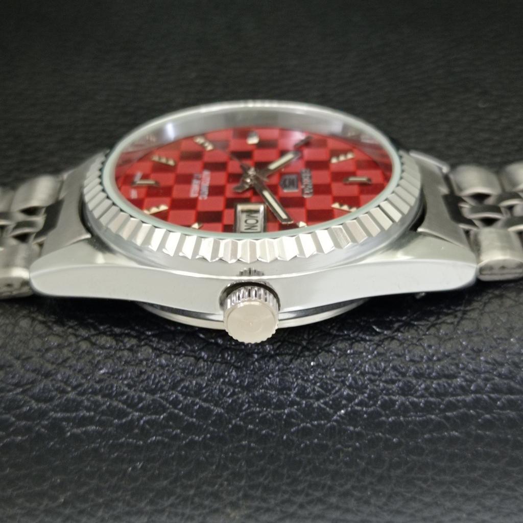 JAPAN VINTAGE REFURBISHED SEIKO 5 AUTOMATIC MENS RED COLOR DIAL WATCH A440366-9 Sk-a440366-1