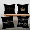 Marke M-Moet C-Chandon Luxus Kissenbezug Cartoon Geschenk Kissenbezug Schlafzimmer Zuhause Sofa Stuhl Sitz Dekor Kissenbezug