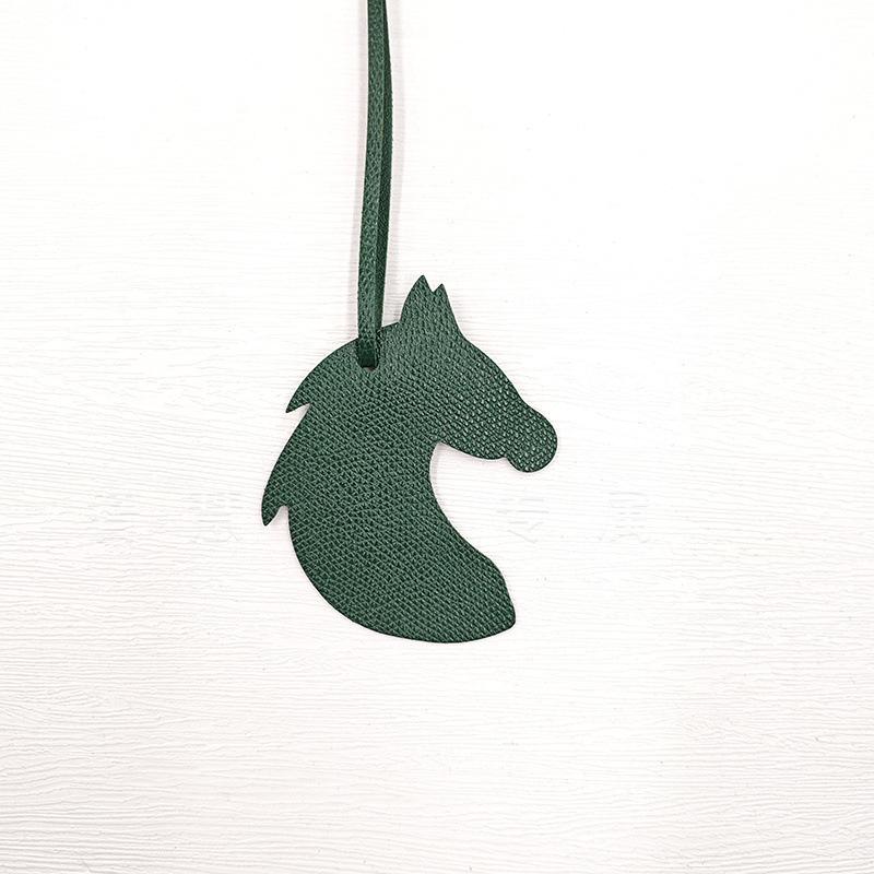 Retro Leather Horse Head Bag Charm Soft Durable Decor Accessory for Backpack Handbag Keychain Suitable for Daily Use Gifting