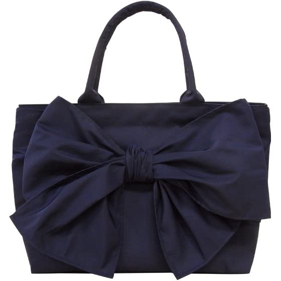 

Lightweight and has plenty of Feminine and lovely tote bag with big Width 40 x Height 26 x Depth 11 Compatible with A4 For everyday Shoulder Magnetic