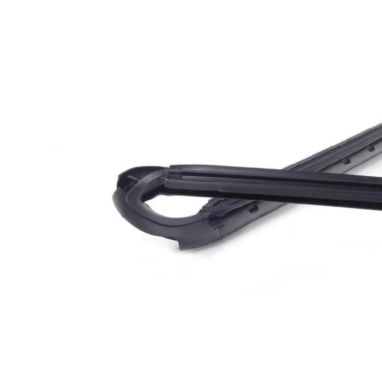 51318159784 Front Windshield Trim Seal Molding Weatherstrip For Bmw
