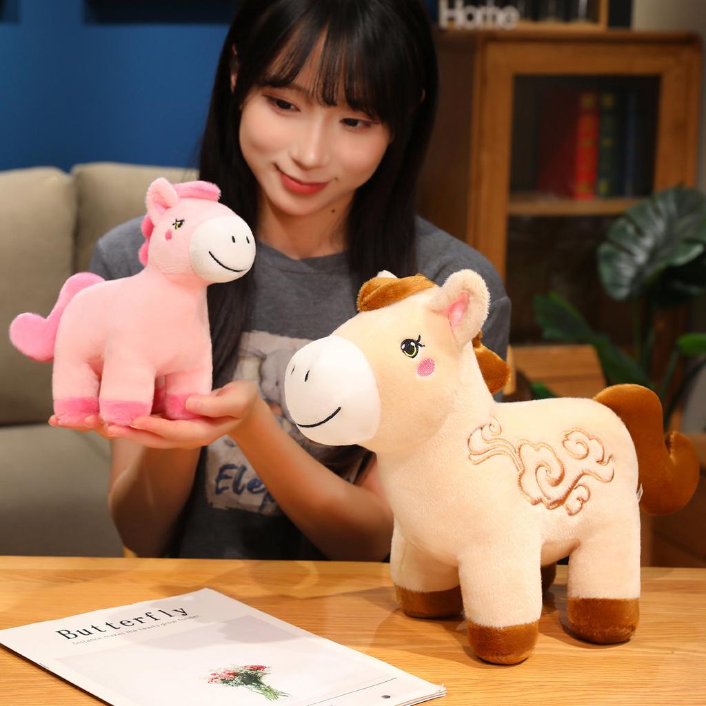 Niedlich niedlich niedlich Glückswolke Pony Puppe Plüschtier Pony Tierkreiszeichen Pferd Puppe Junge Beruhigungspuppe