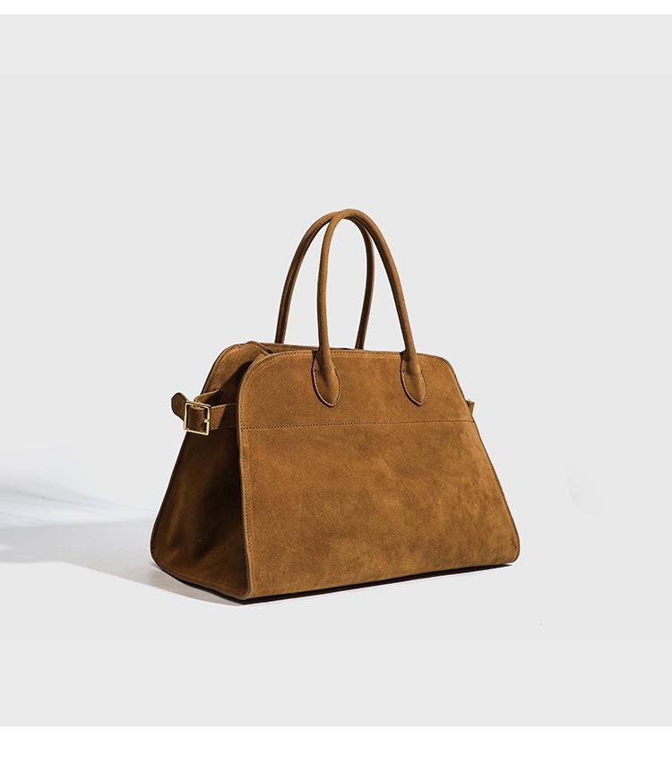 

High-End Suede Tote Handbag: 2025 Autumn/Winter Collection - Large Capacity, Retro Boston Style for Women 39x22x26cm коричневий