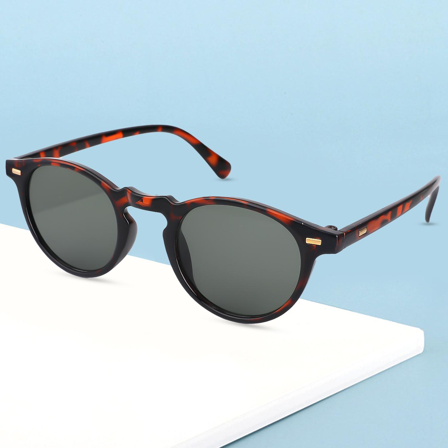Small Round Sunglasses UV400 Protection Stylish Retro Classic for Men Women Unisex Travel Hiking Fashion