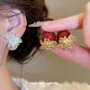 Silver Needle Retro Rhinestone & Faux Pearl Flower Firework Earrings - Autumn/Winter Fashion High-End Simple Studs for Women.