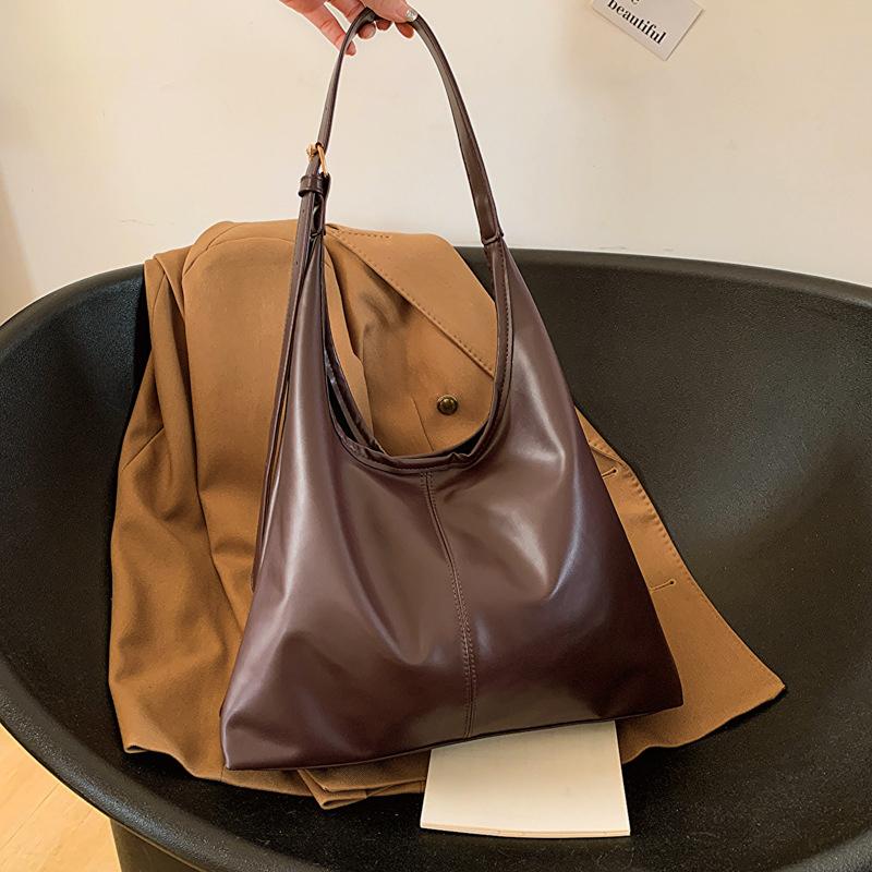 

Высококачественные вместительные сумки-тоут из ПУ, простые однотонные с застежкой, классические сумки на плечо в стиле кэжуал для женщин 2025 Распродажа кофейный