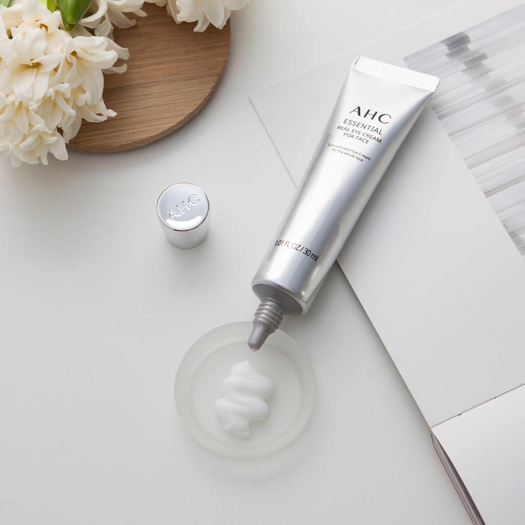AHC Essential Real Eye Cream for Face Tube 30ml Koreansk Kosmetikk