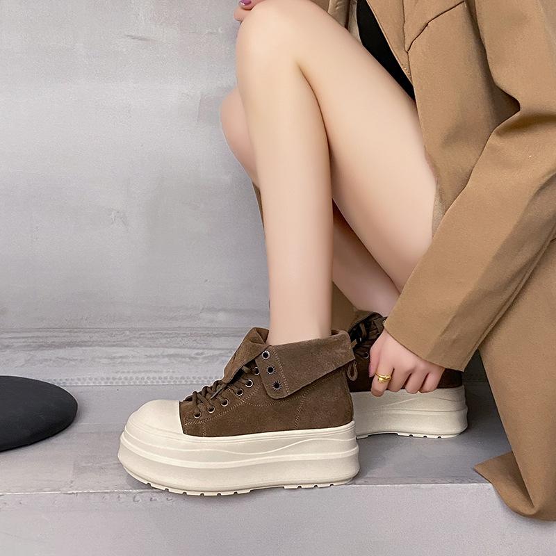 2025 early autumn new fashion Korean version platform muffin shoes women's high-top shoes versatile lace-up heightening casual board shoes