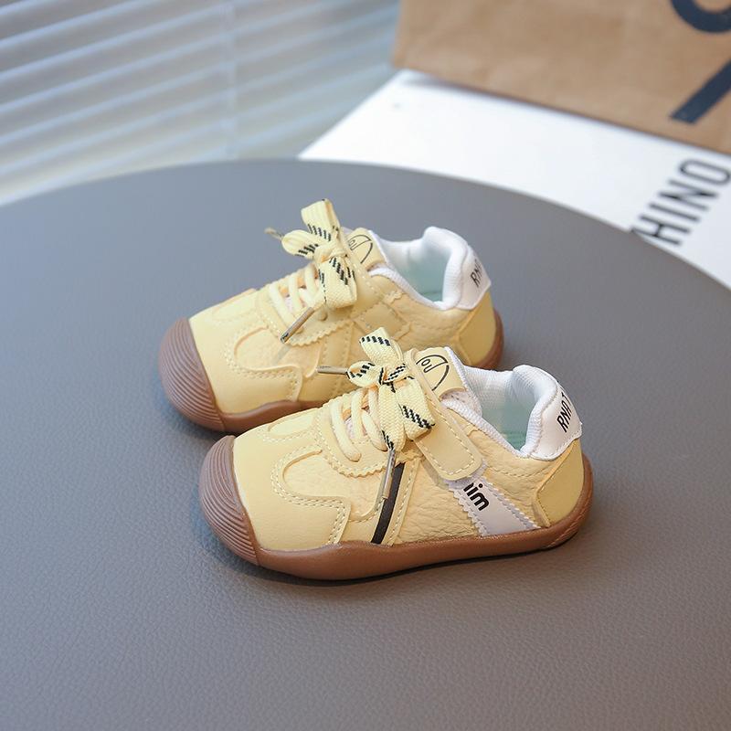 Autumn new baby shoes, autumn new infant German training shoes, soft-soled, non-slip, and designed for learning to walk