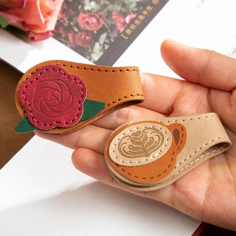 1 Stück Vintage Kaffee Rose Lesezeichen Leder Magnetischer Seitenhalter mit Doppelseitigem Design Ideales Lesezubehör Geschenk Lesezeichen