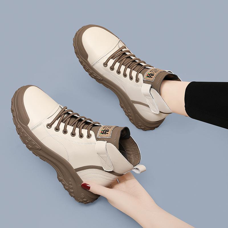 High-top shoes Martin boots women's soft leather autumn and winter new Korean version short boots sports casual shoes fashion flat women's shoes