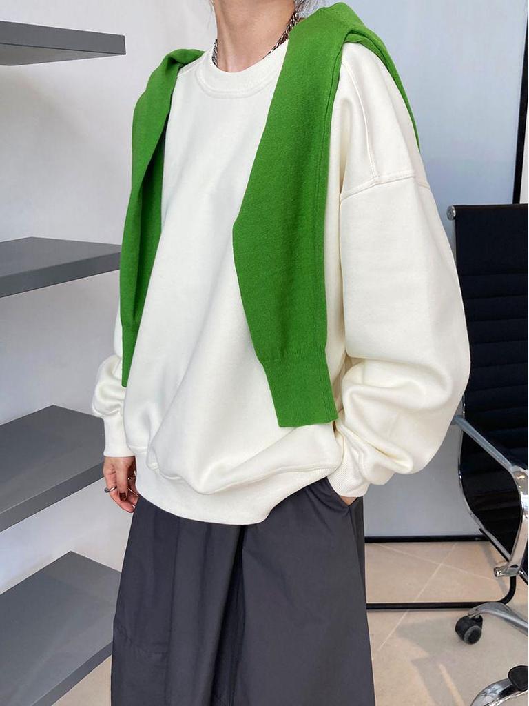 Heavyweight Cotton Crewneck Sweatshirt with Logo for Autumn/Winter Corporate Events and Class Uniforms.